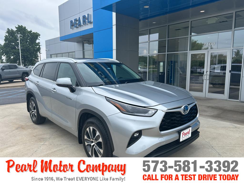 2021 Toyota Highlander XLE's photo