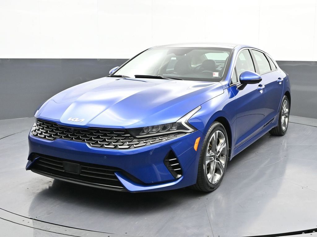 2022 Kia K5 EX photo 8