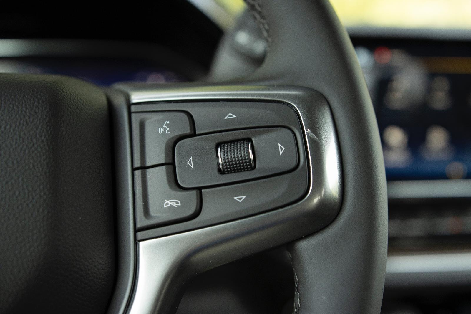 2025 Chevrolet Silverado 1500 LT photo 16