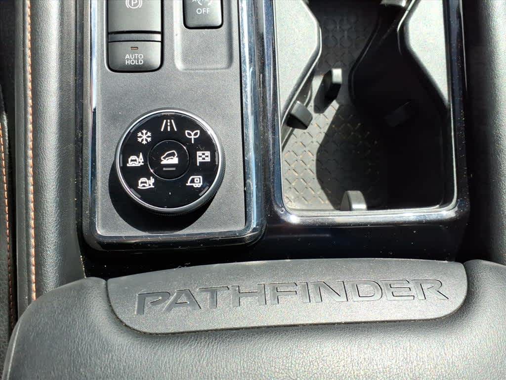 2023 Nissan Pathfinder Rock Creek photo 16