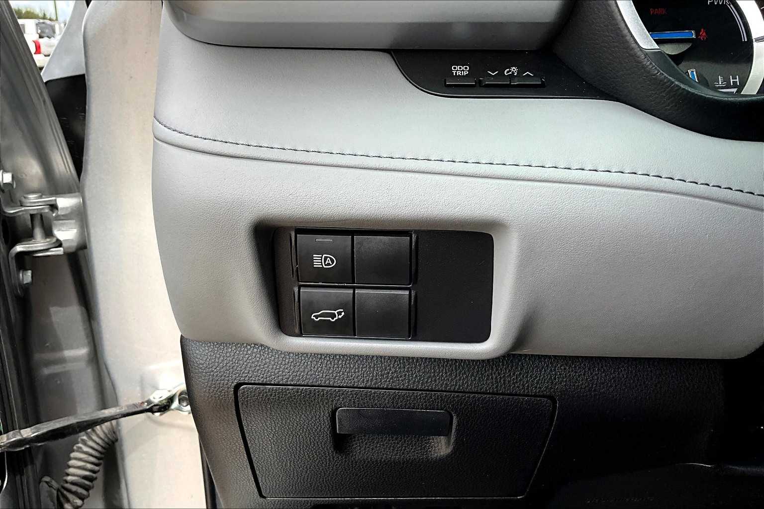 2022 Toyota Highlander Hybrid XLE photo 30