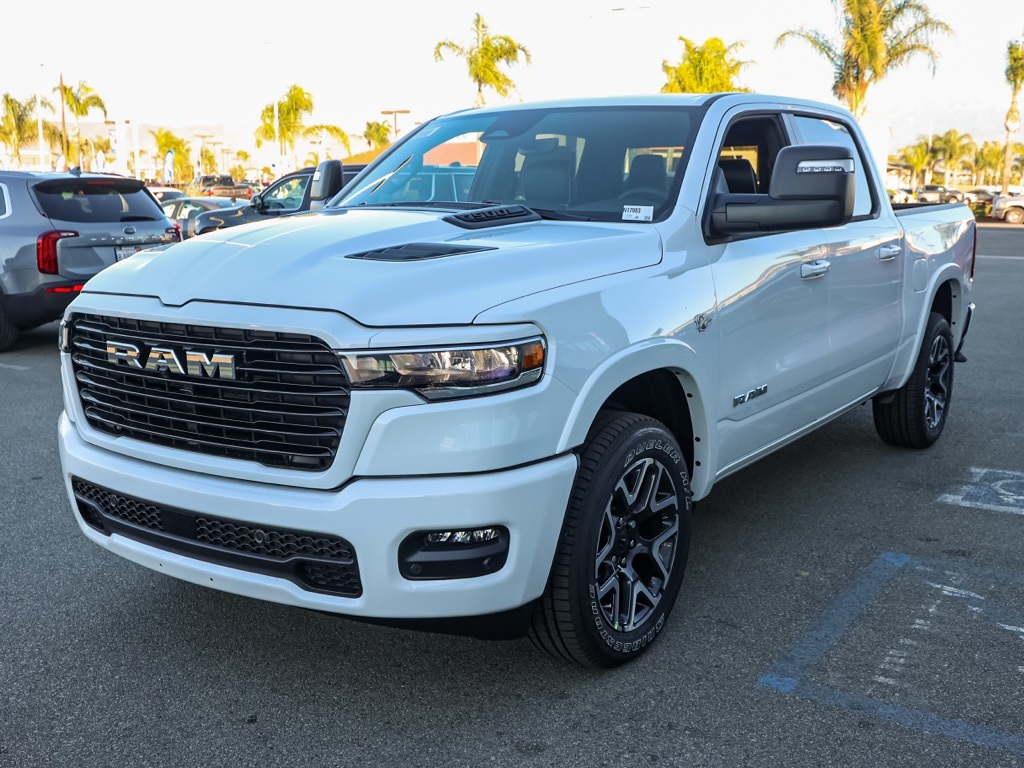 New 2026 Bright White Clear-Coat Exterior Paint RAM Laramie image 7