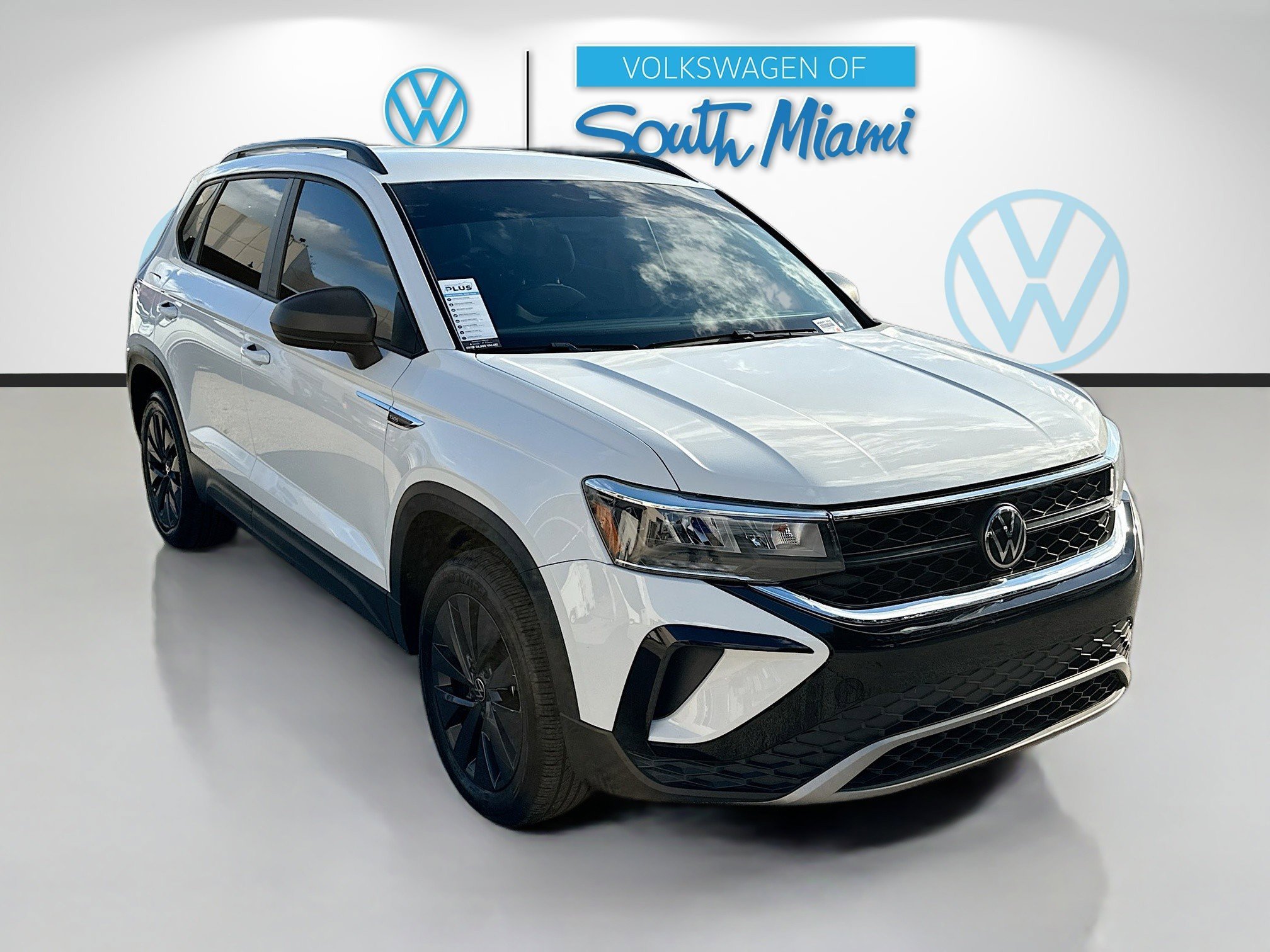 2023 Volkswagen Taos S's photo