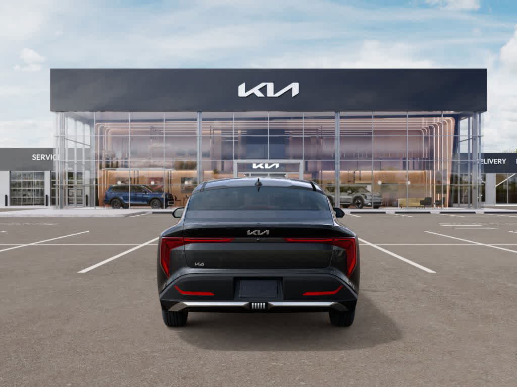 2025 Kia K4 LXS photo 4