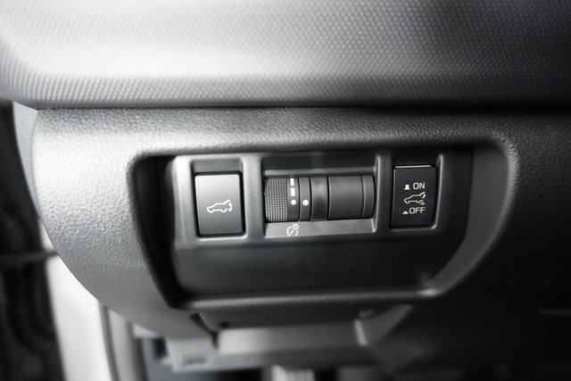 2025 Subaru Forester Premium photo 15