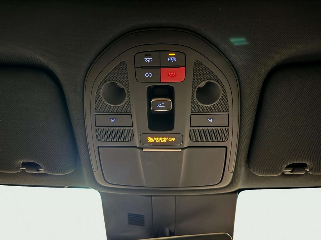 2024 Genesis G70 3.3T Sport Advanced photo 23