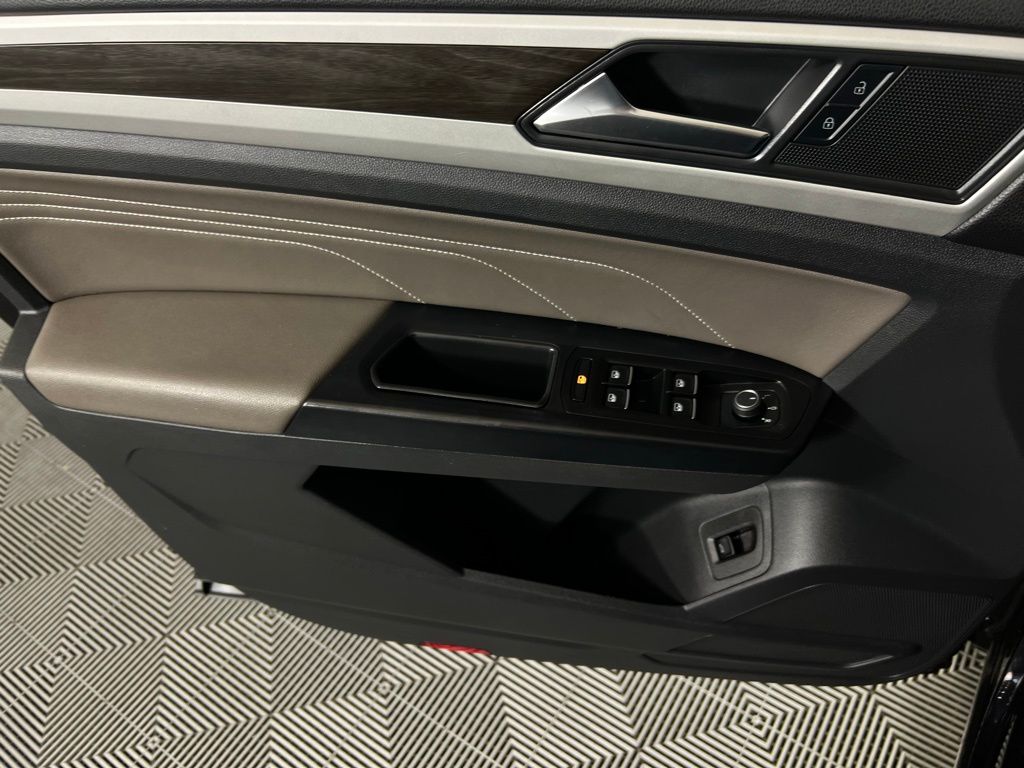 2021 Volkswagen Atlas V6 SE Technology photo 17