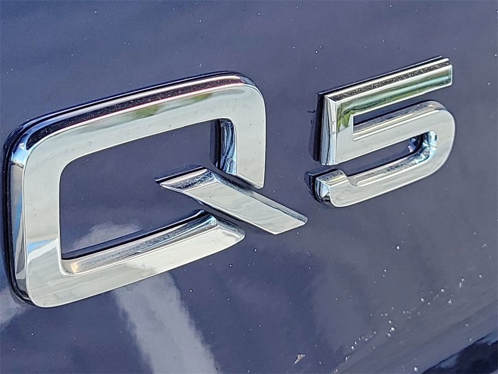2023 Audi Q5 45 S line Premium photo 10