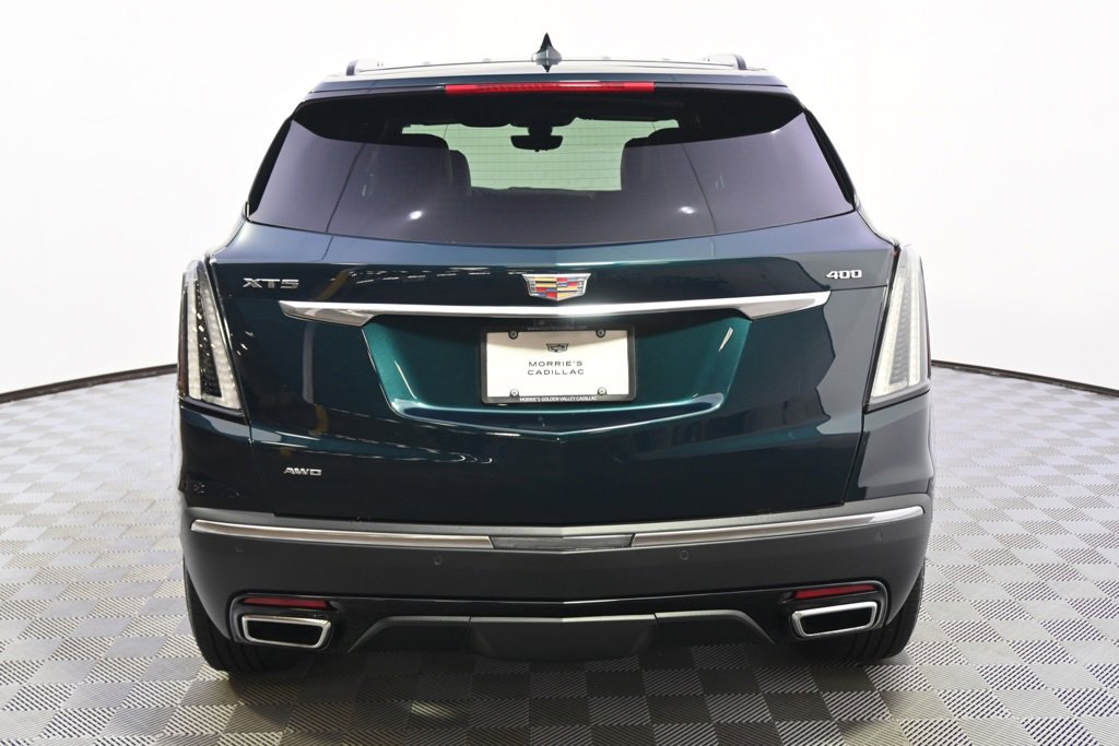2025 Cadillac XT5 Sport photo 4