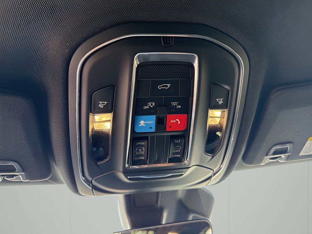 2025 Jeep Grand Cherokee Altitude X photo 26