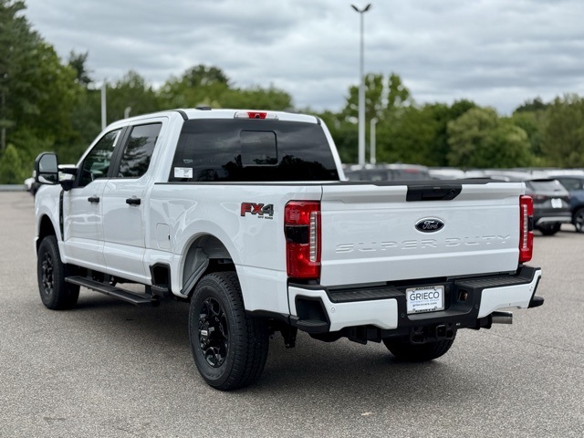 2025 Ford F-250 XL photo 9