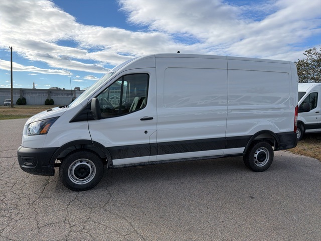 2025 Ford Transit Van Base's photo