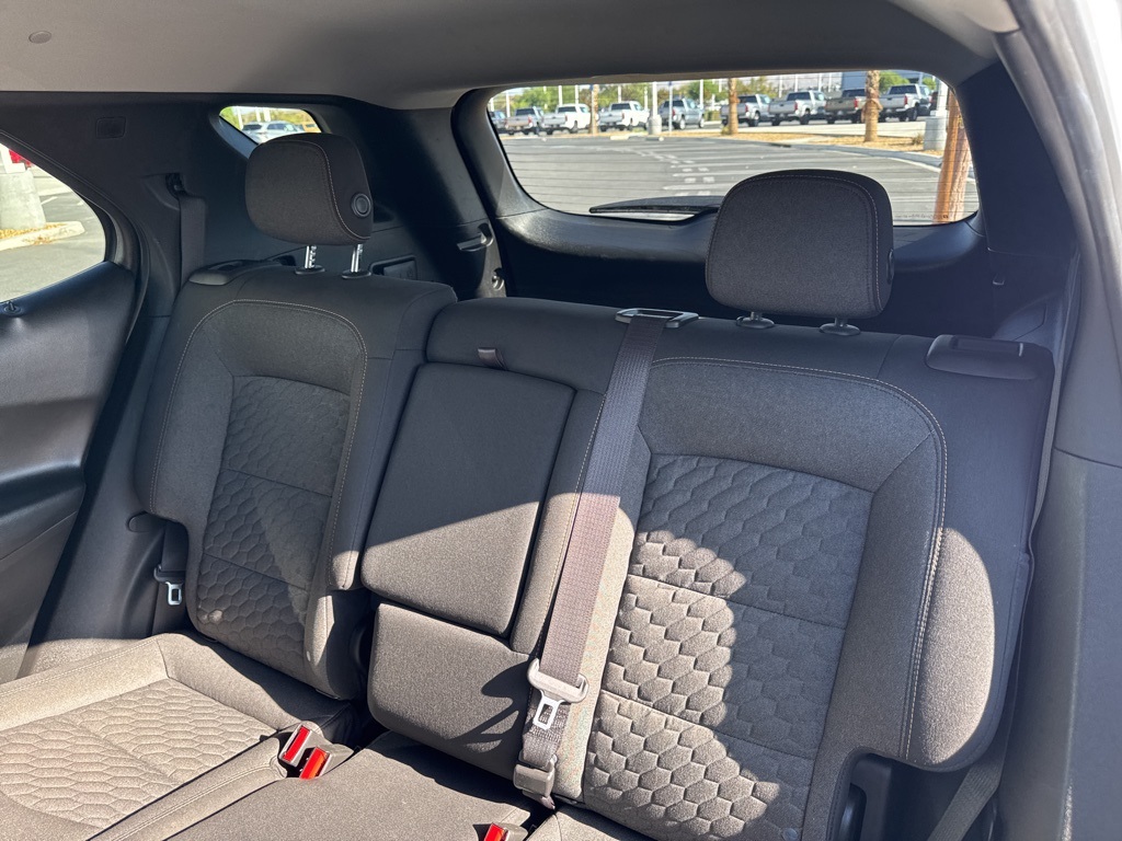 2020 Chevrolet Equinox LT photo 18