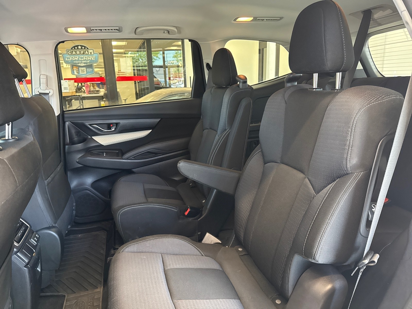 Used 2022 Ice Silver Metallic Subaru Premium image 18