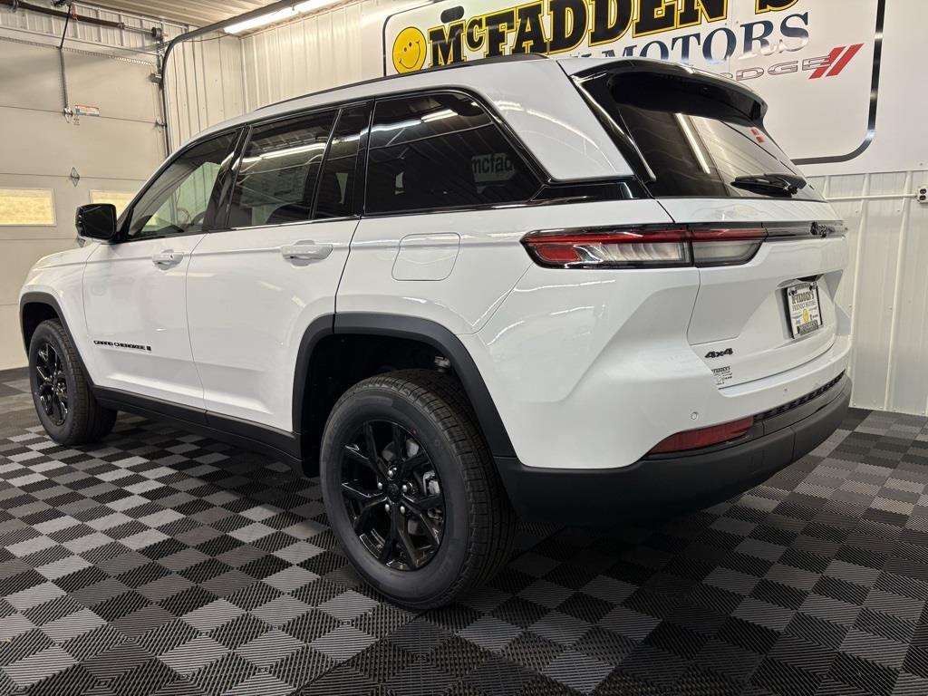 2025 Jeep Grand Cherokee Altitude X photo 6