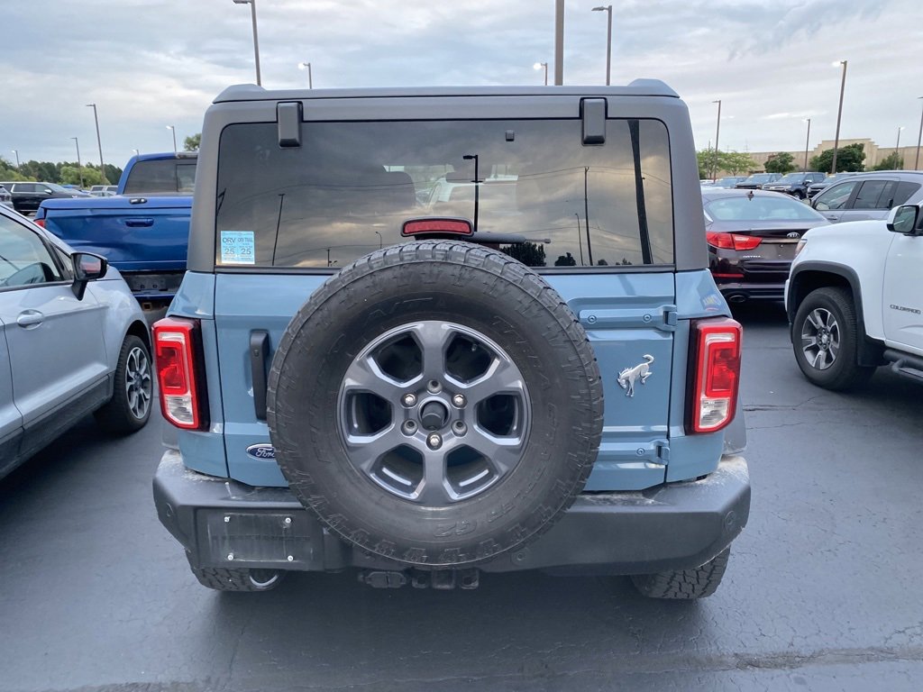 2022 Ford Bronco Base photo 6