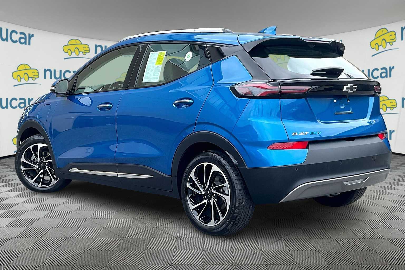2022 Chevrolet Bolt EUV Premier photo 4