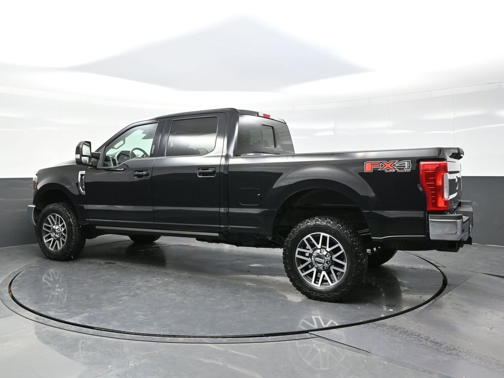 2019 Ford F-250 Lariat photo 3