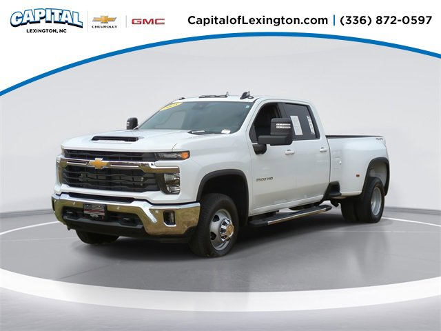 2025 Chevrolet Silverado 3500HD LT's photo