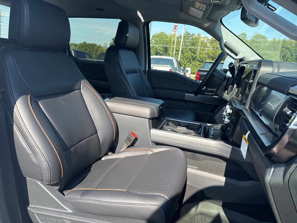 2026 Ford F-250 Lariat photo 11