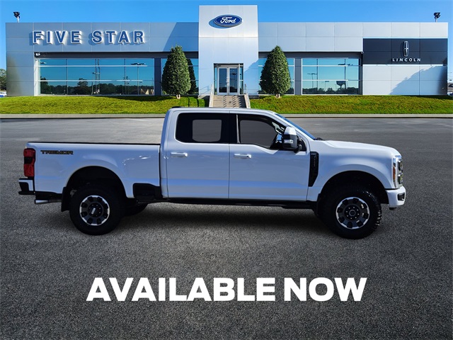 2023 Ford F-250 Lariat photo 9