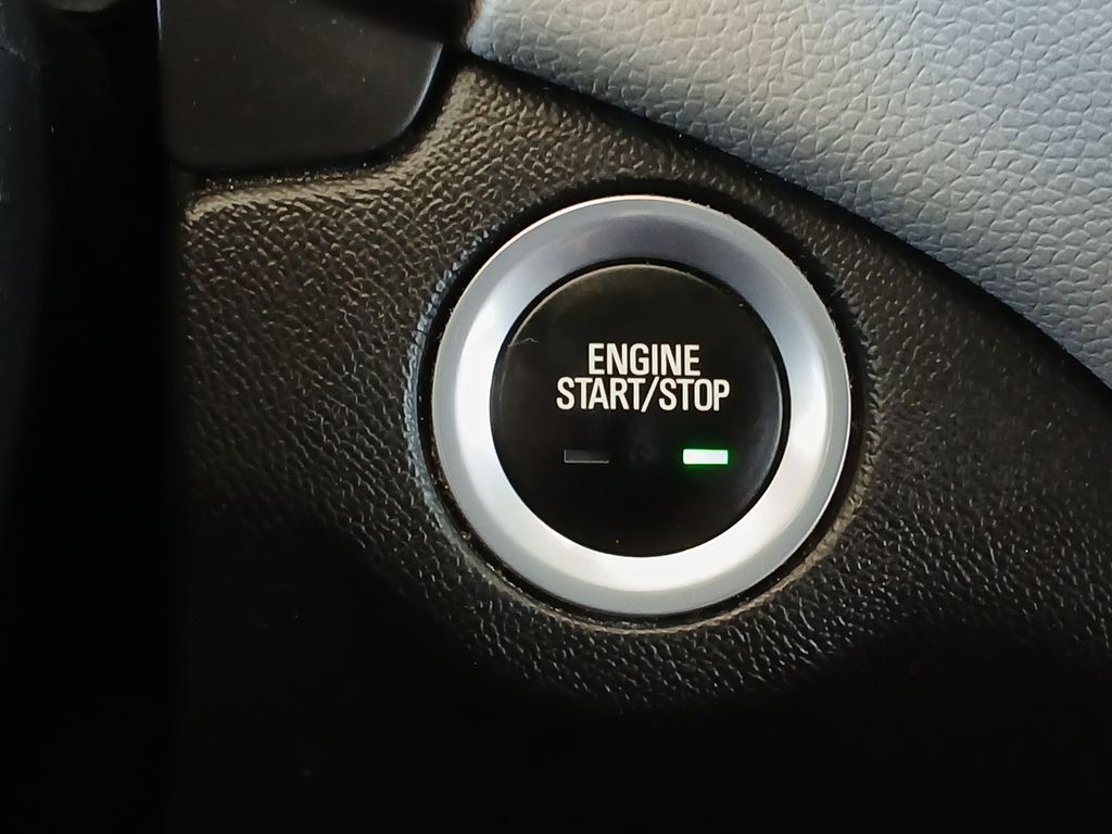 2019 Chevrolet Equinox LT photo 16