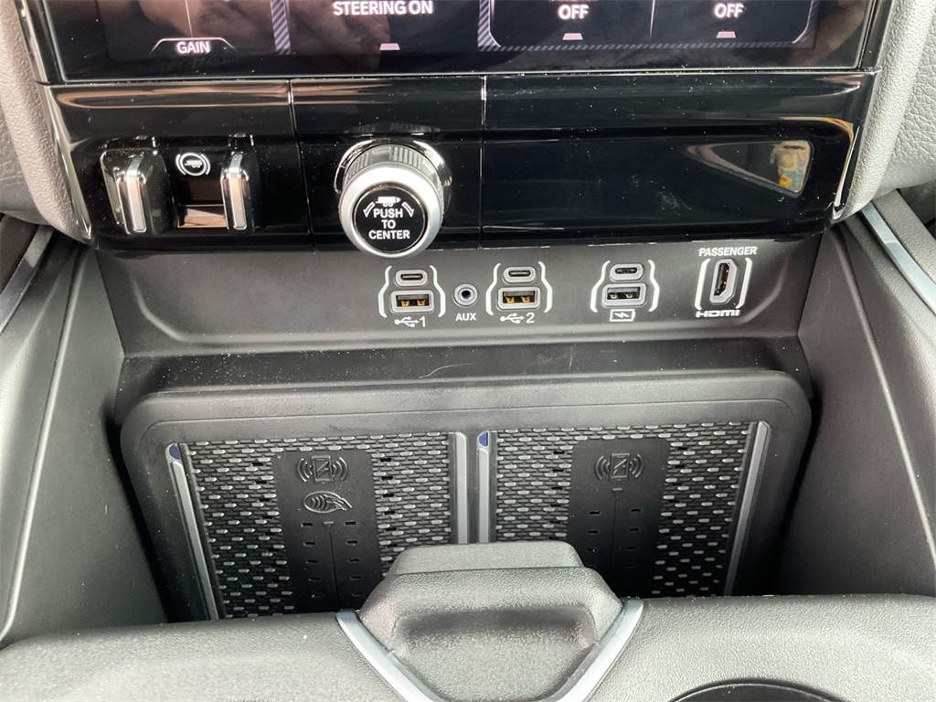 2025 Ram 1500 Laramie photo 25