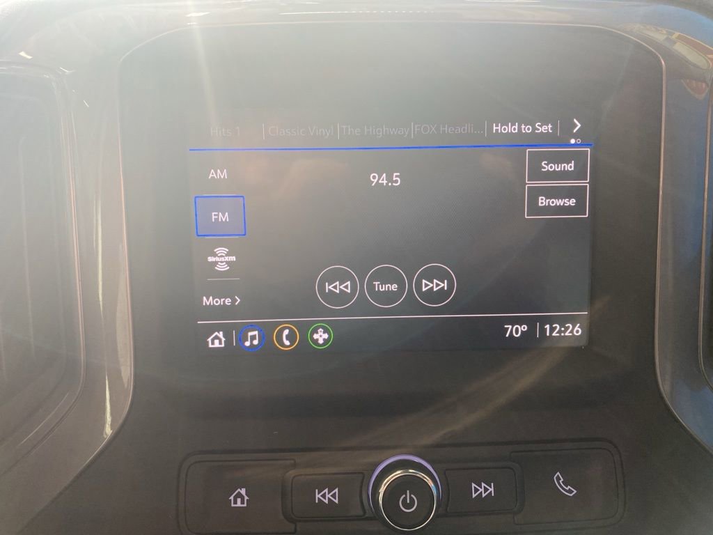 Used 2022 Chevrolet Silverado 1500 Custom with VIN 1GCPDBEK5NZ554081 for sale in Monticello, Minnesota