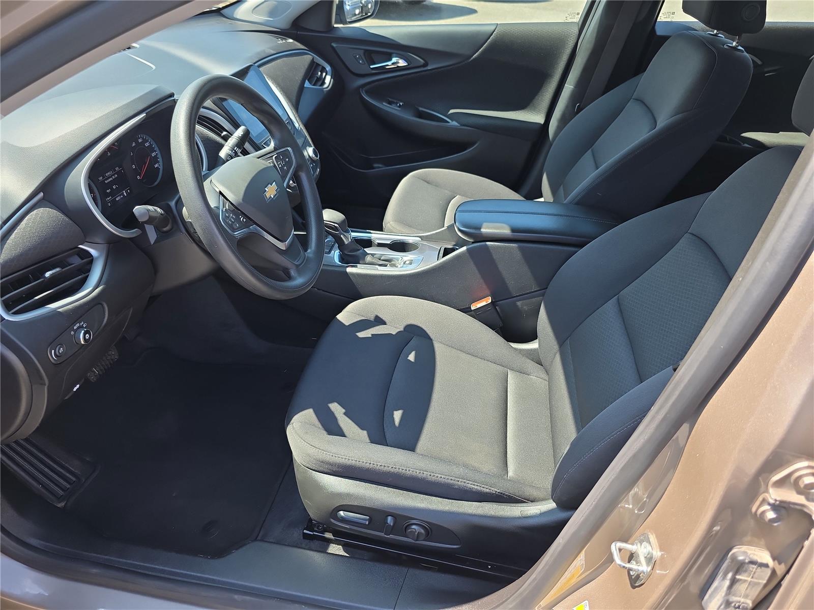 2024 Chevrolet Malibu 1LT photo 10