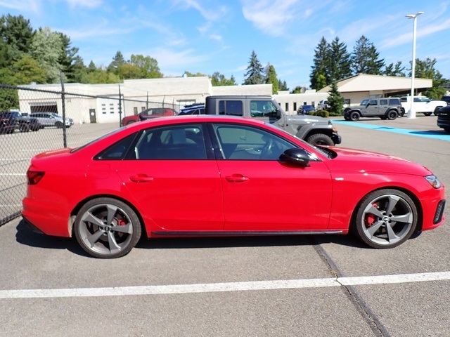2022 Audi A4 45 S line Premium Plus photo 6