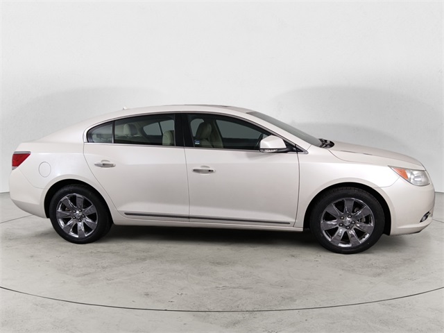 2010 Buick LaCrosse CXL photo 3