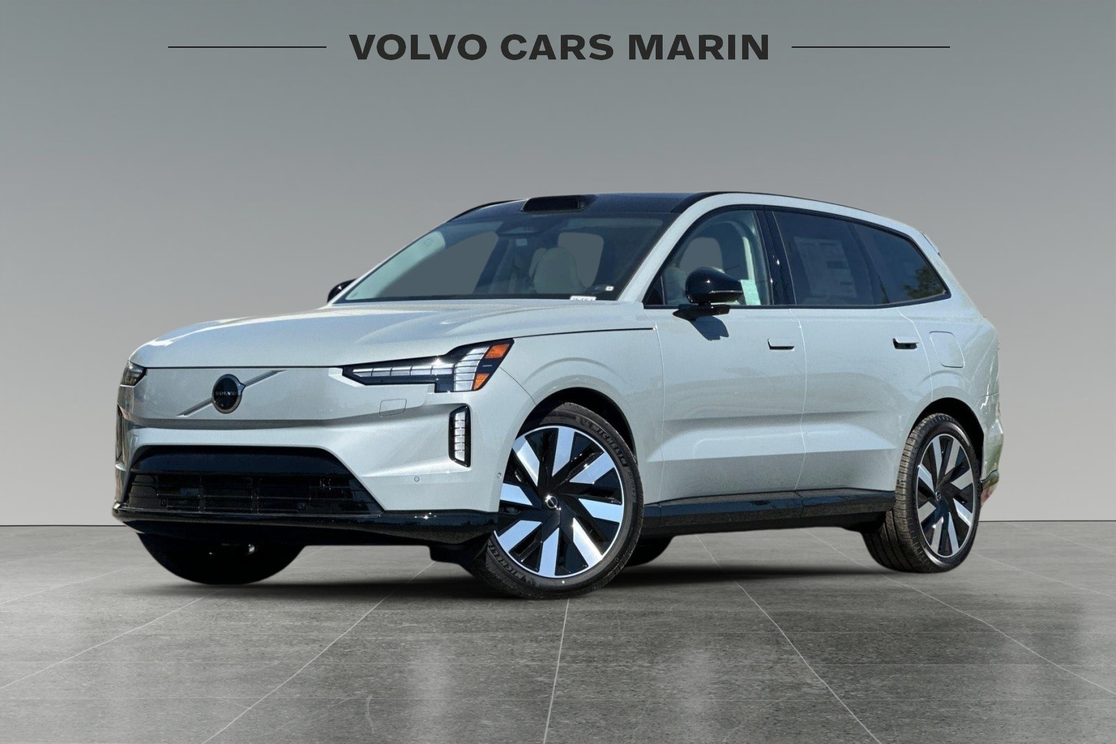 2025 Volvo EX90 Ultra's photo