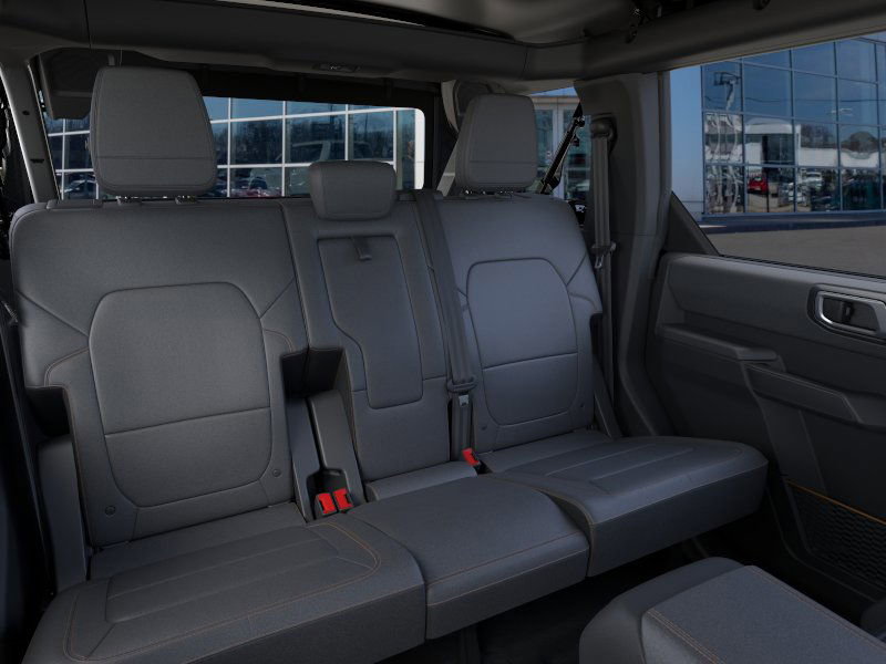 2024 Ford Bronco Badlands photo 11