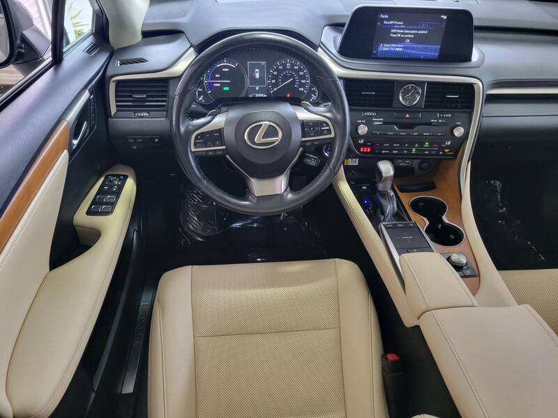 2022 Lexus RX 450h AWD photo 11