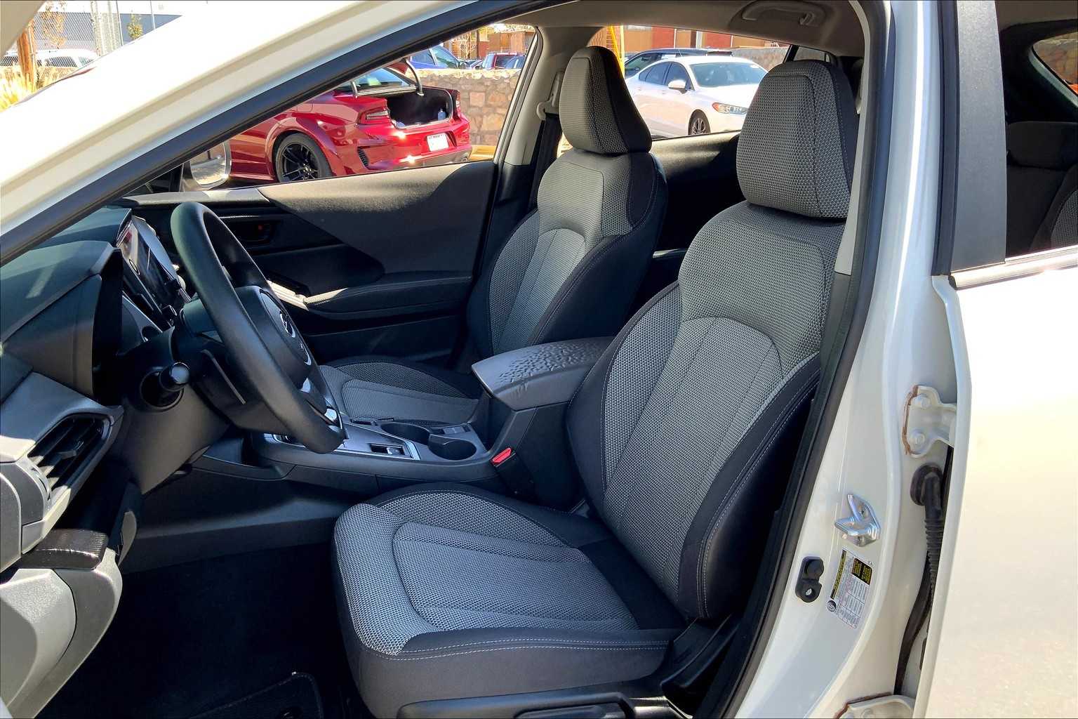 2024 Subaru Crosstrek Premium photo 7