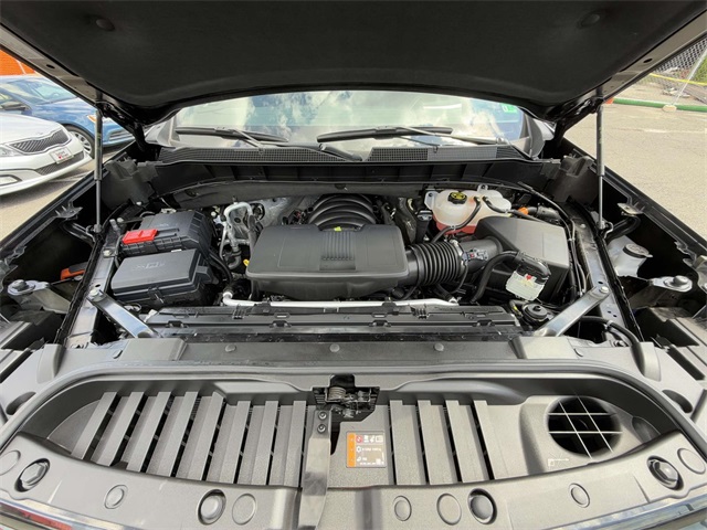 2023 Chevrolet Silverado 1500 High Country photo 13