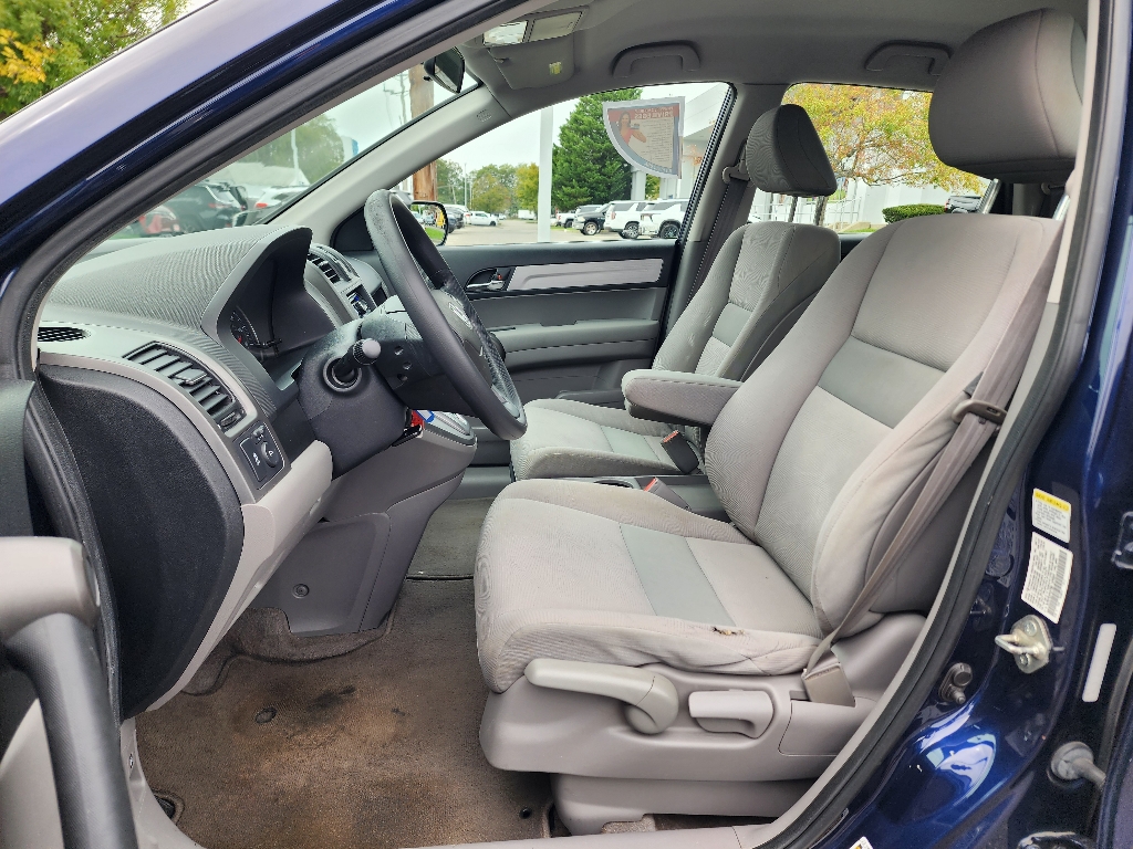 2011 Honda CR-V LX photo 23