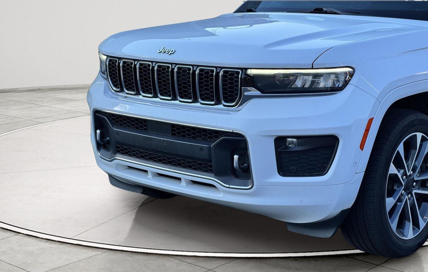 2021 Jeep Grand Cherokee Overland photo 4