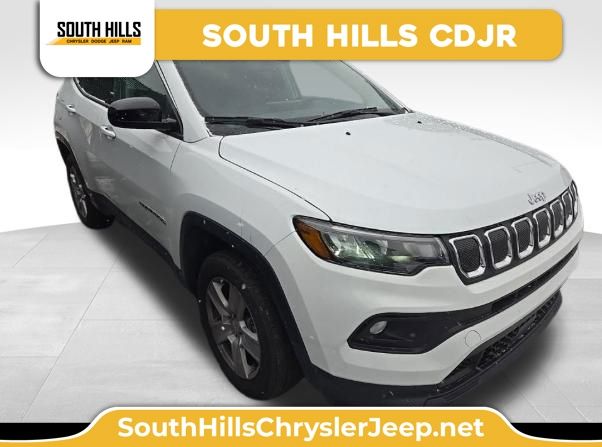 2022 Jeep Compass Latitude's photo