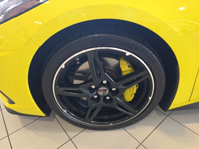 2020 Chevrolet Corvette Stingray 2LT photo 11