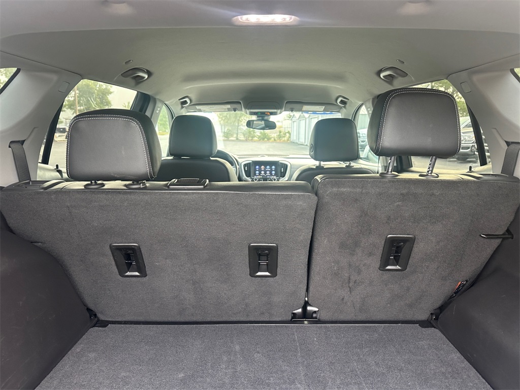 2024 Gmc Terrain SLT photo 26