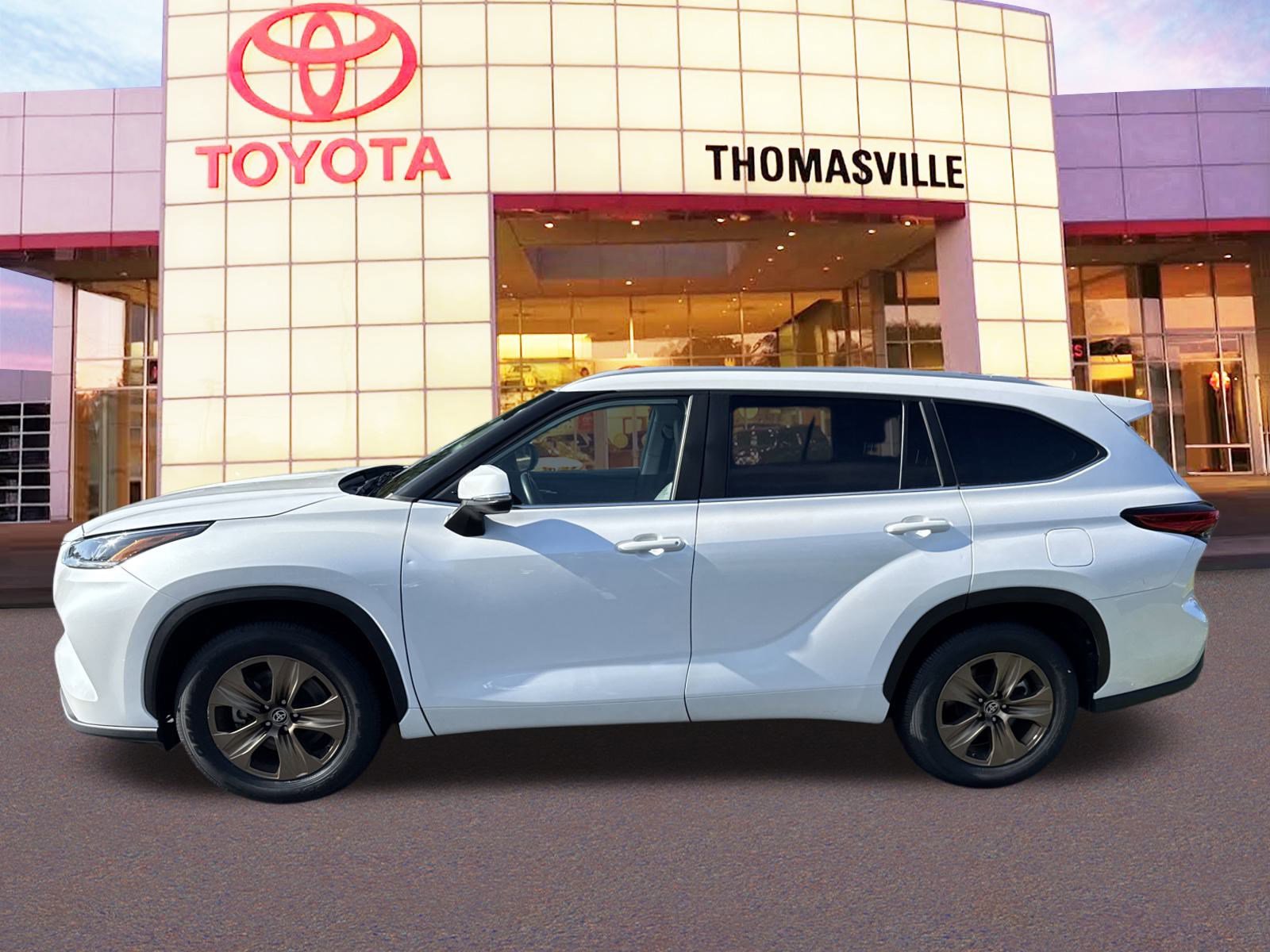 2023 Toyota Highlander Bronze Edition photo 8
