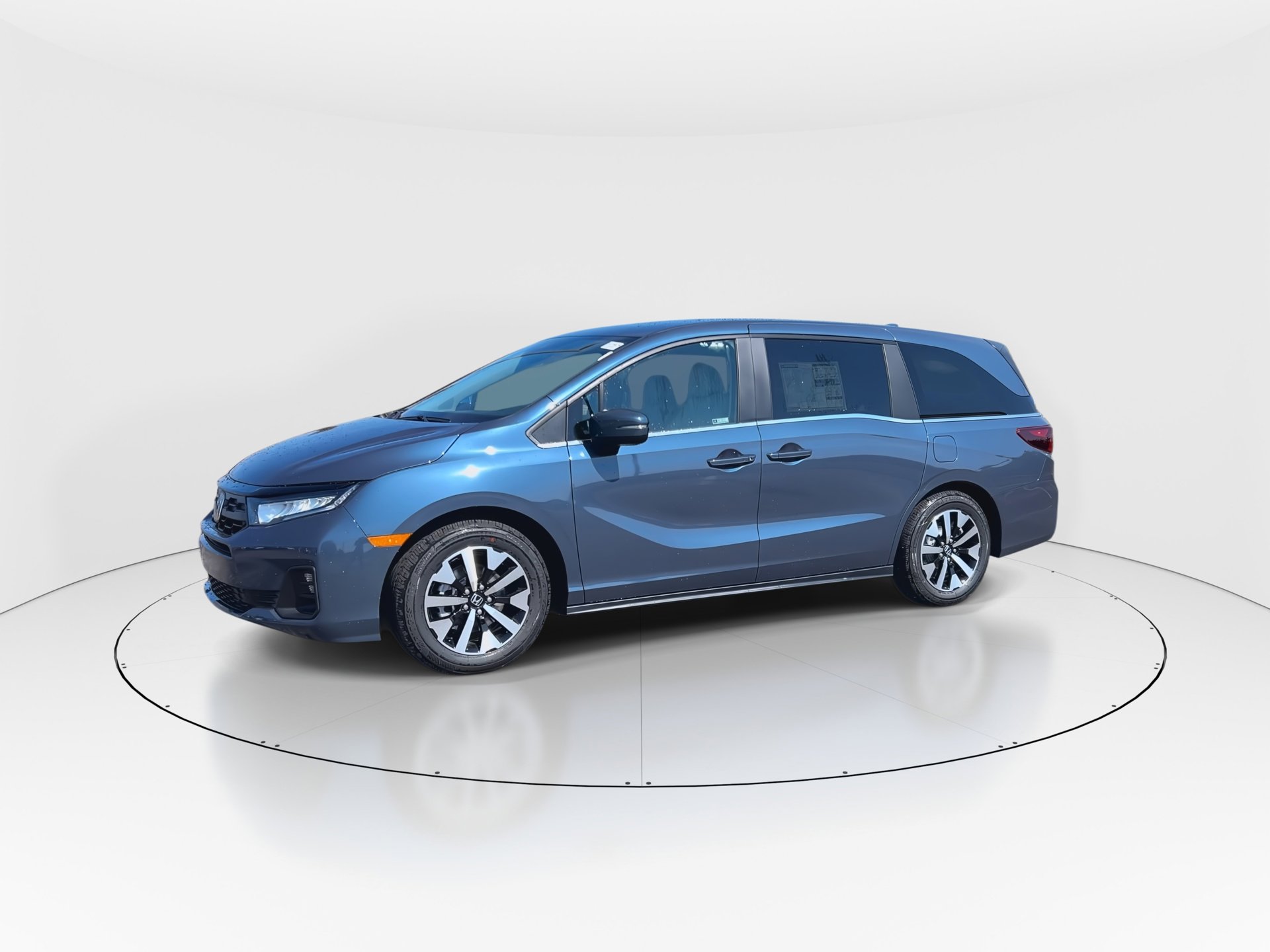 2026 Honda Odyssey EX-L photo 4