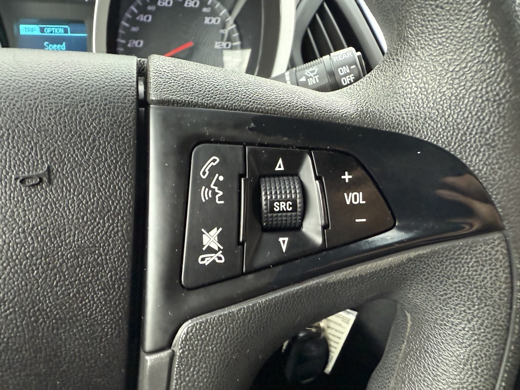 2015 Chevrolet Equinox LS photo 22