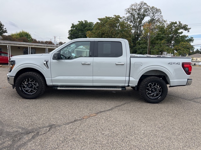 2024 Ford F-150 XLT photo 4