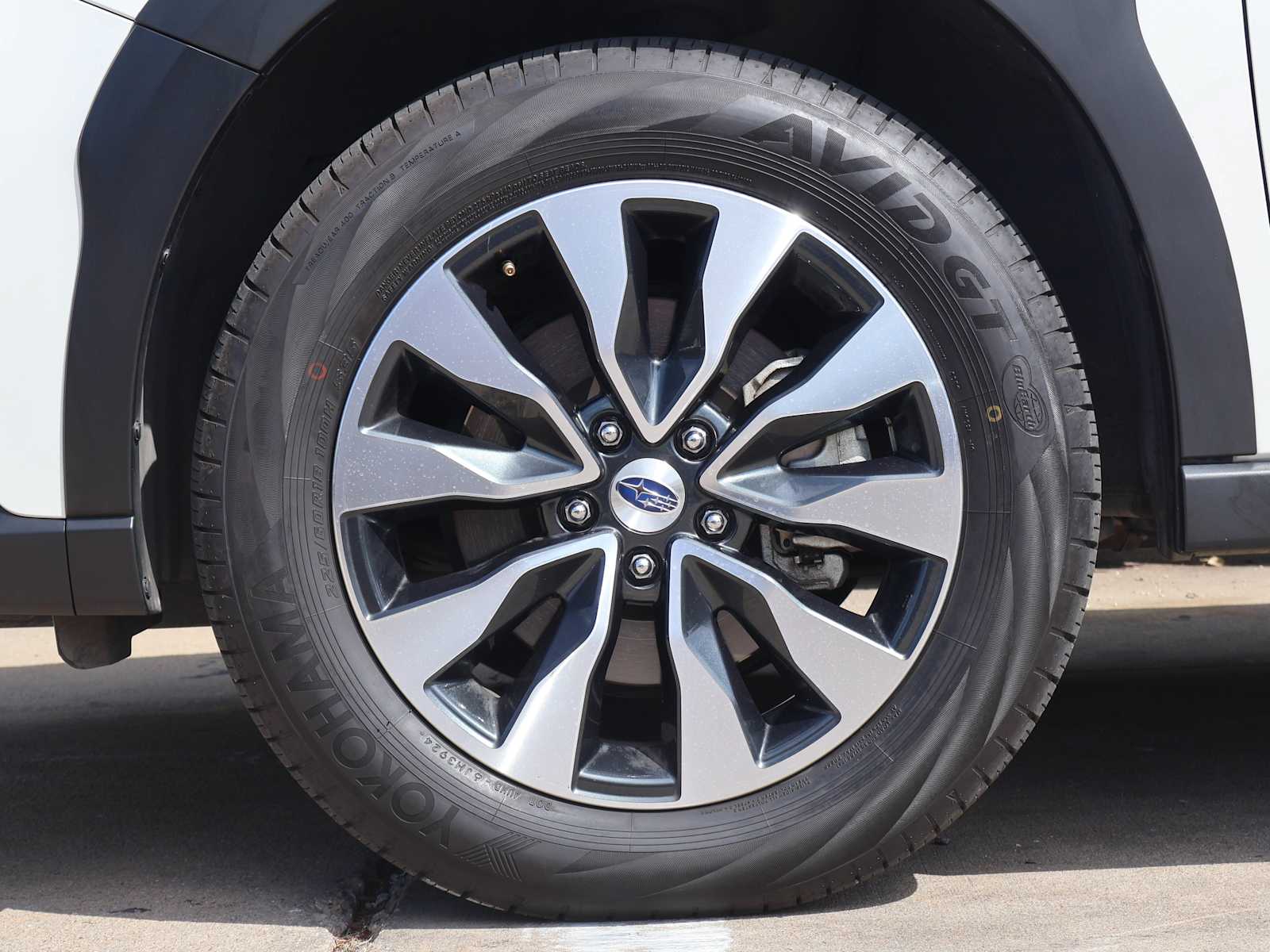 2023 Subaru Outback Limited photo 4