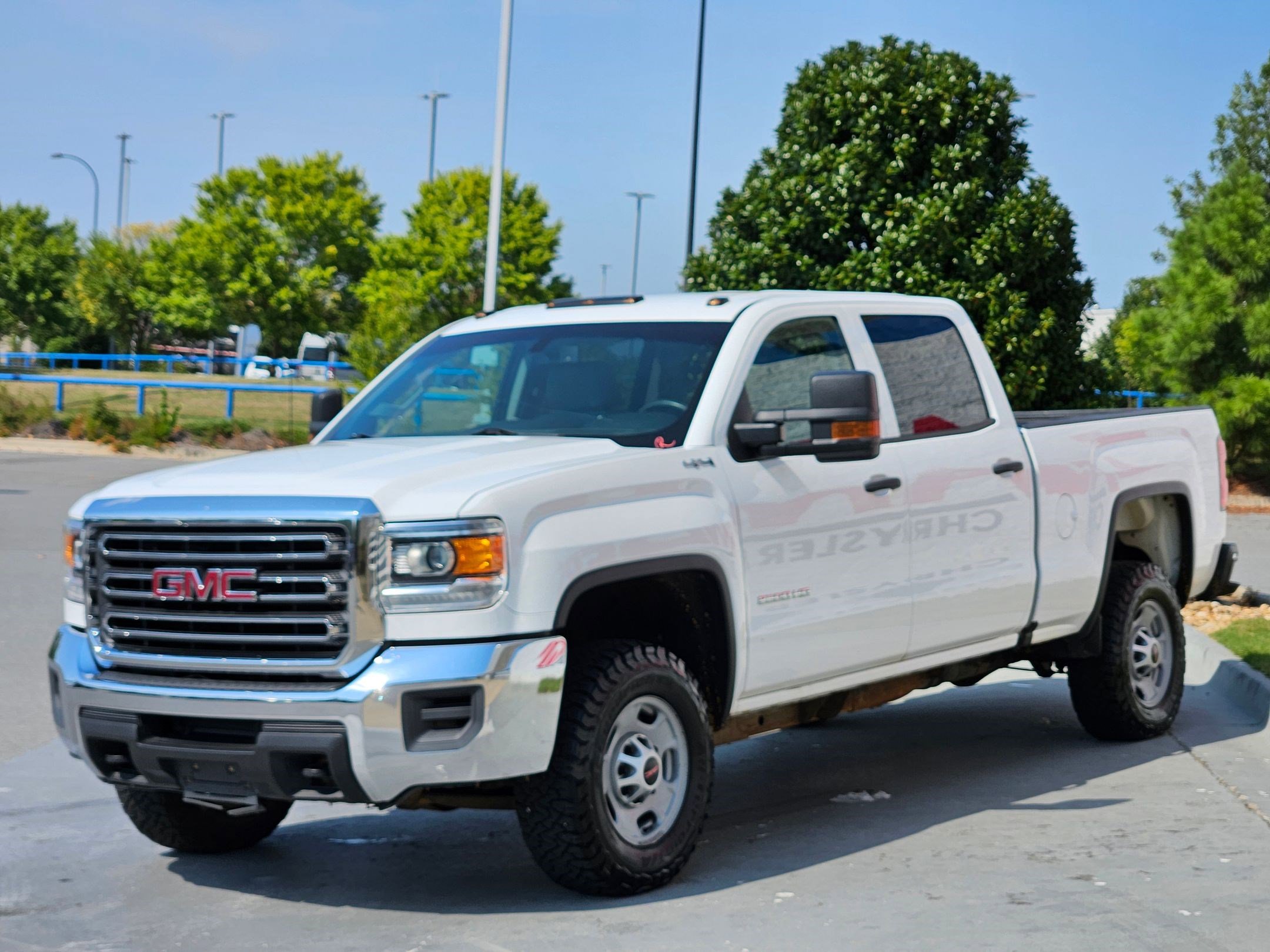 2019 Gmc Sierra HD Base photo 3