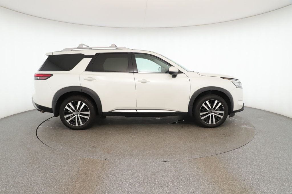 Used 2024 Nissan Pathfinder Platinum with Black Appearance Package SUV