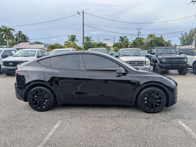 2021 Tesla Model Y Long Range photo 7