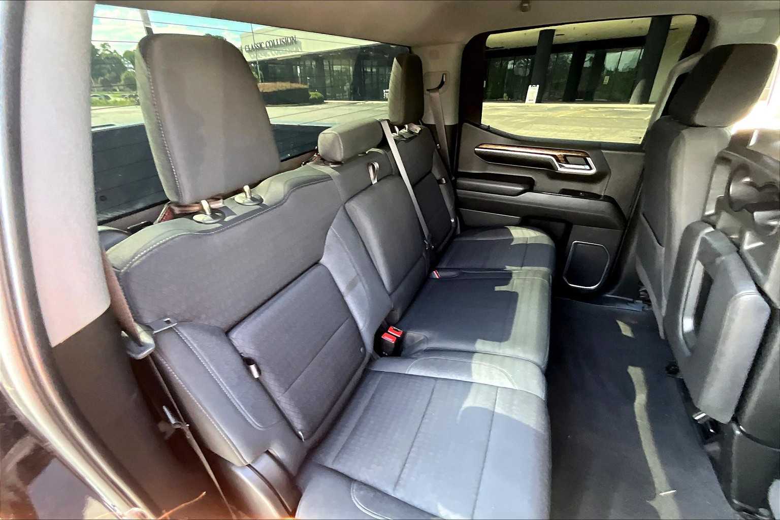 2022 Gmc Sierra 1500 Elevation photo 17